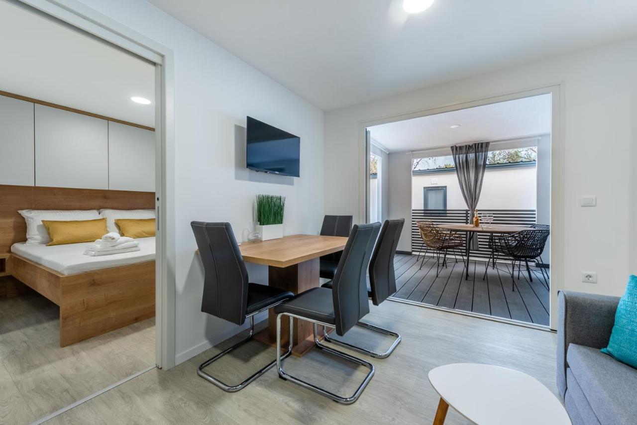 Luxury Mobile Home Pretty Green - Premium - Oaza Mira Resort -50 M From The Beach Драге Екстер'єр фото
