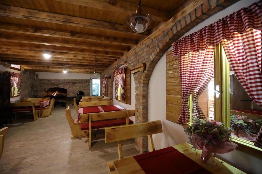 Luxury Mobile Home Pretty Green - Premium - Oaza Mira Resort -50 M From The Beach Драге Екстер'єр фото