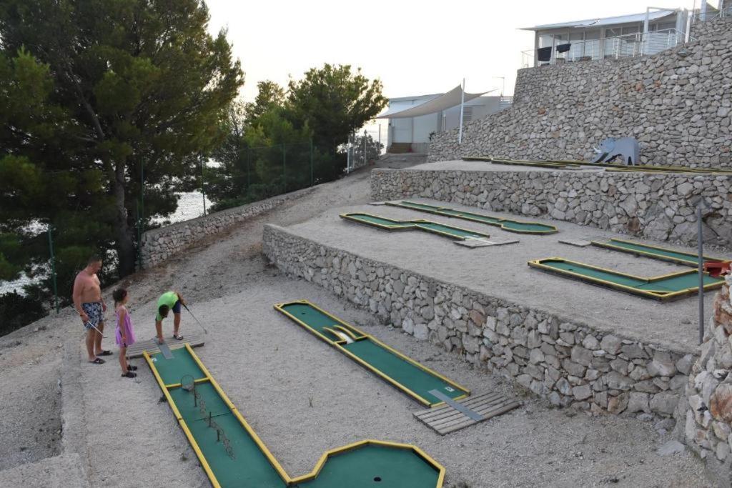 Luxury Mobile Home Pretty Green - Premium - Oaza Mira Resort -50 M From The Beach Драге Екстер'єр фото